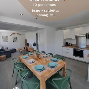  Hébergement de vacances Maison Familiale - 10pers - 3 Etoiles - Lumineuse Et Cosy - Draps Et Serviettes Inclus - Parking - La Torche 9 Min